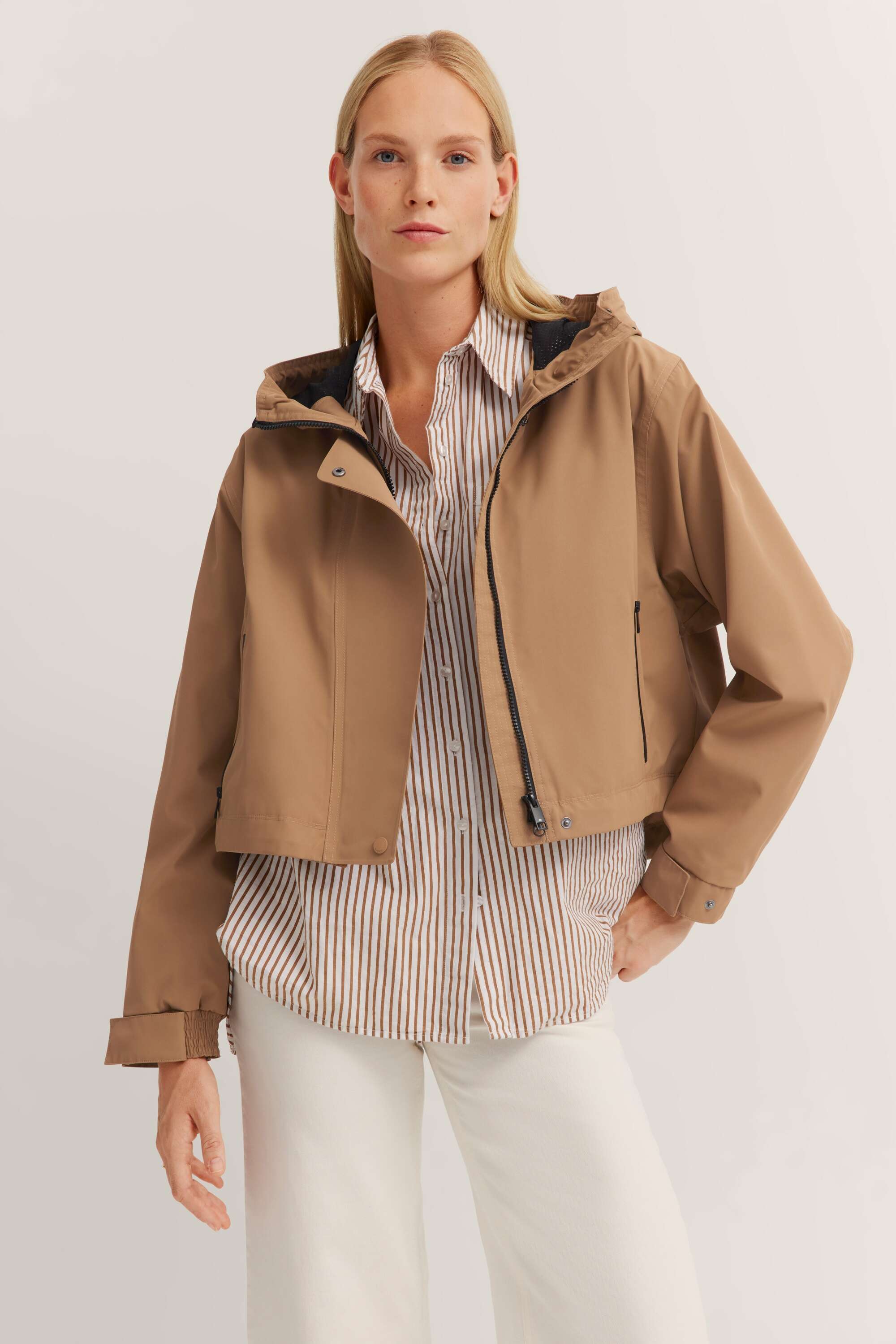 Blouson wasserabweisend in beige