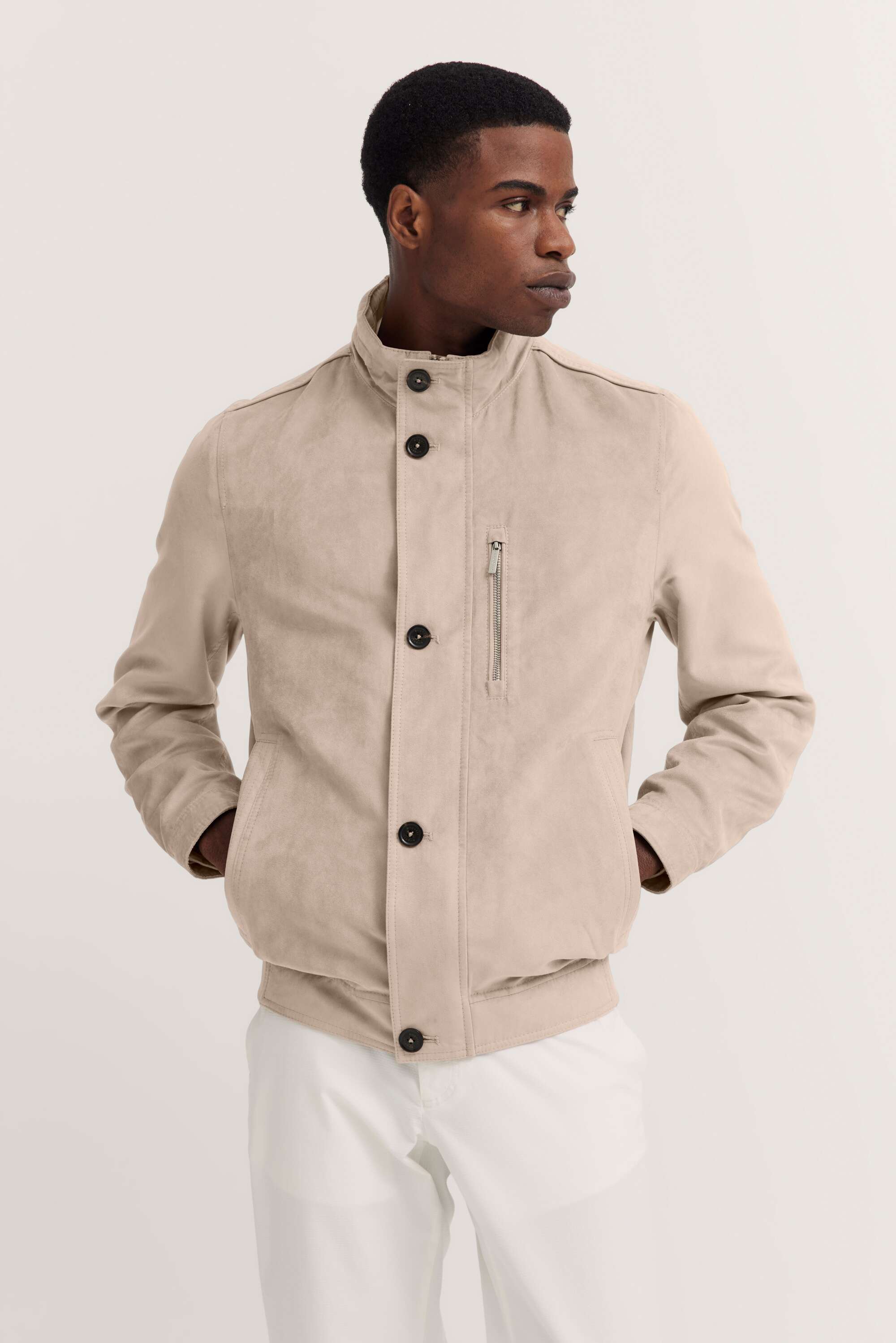 Blouson aus  hochwertigem Velourleder in beige