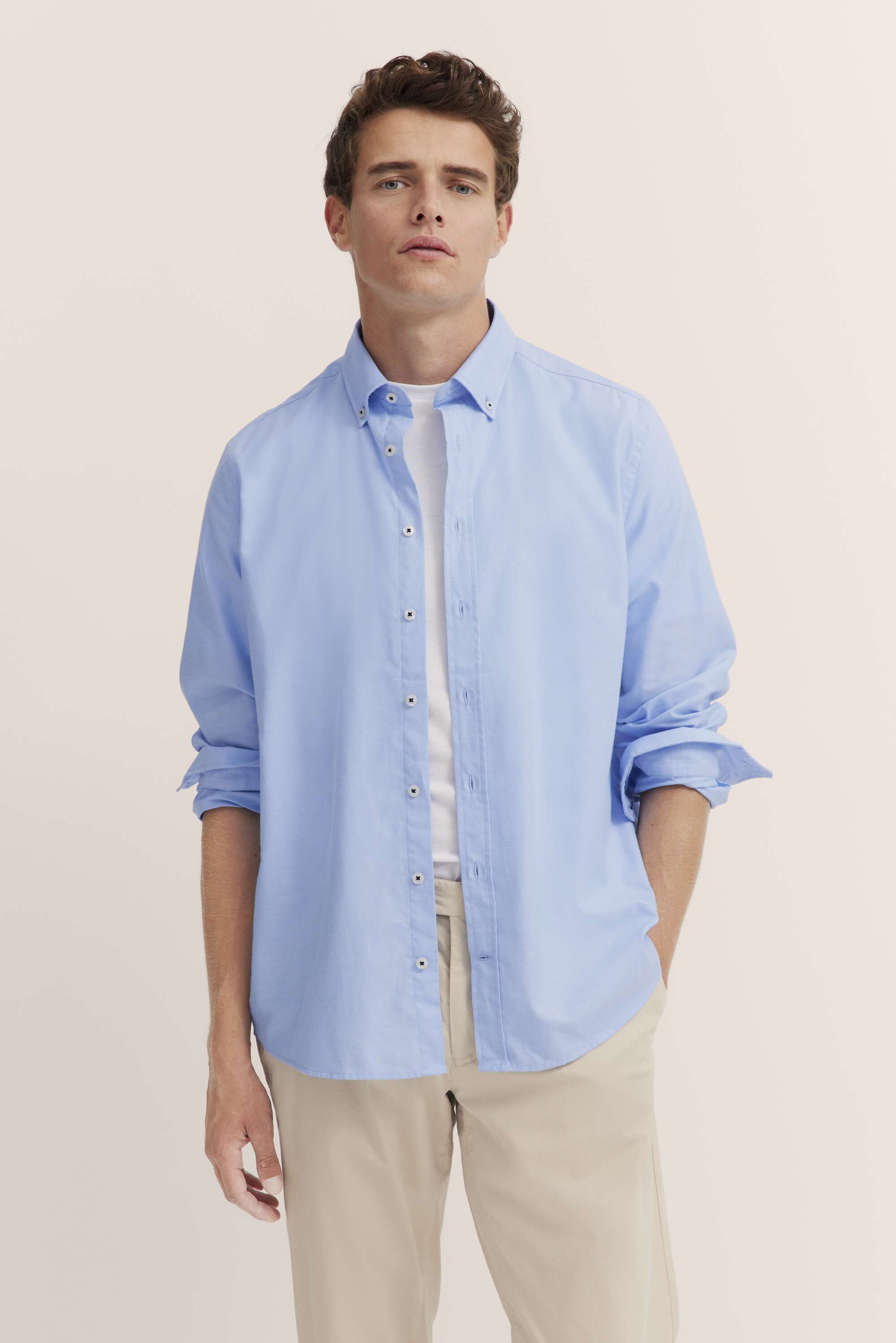 Oxford Hemd mit Button-Down-Kragen in hellblau