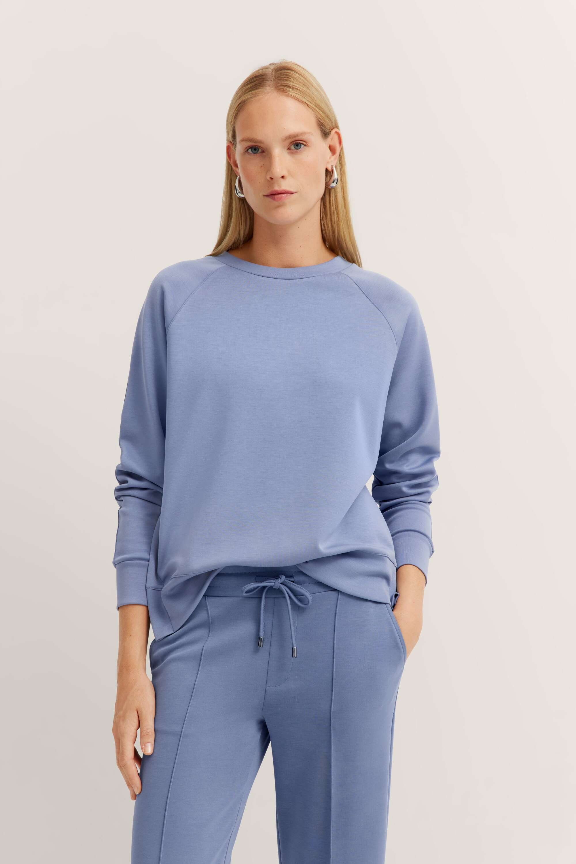 Sweatshirt mit seitlichen Reißverschlüssen in blau