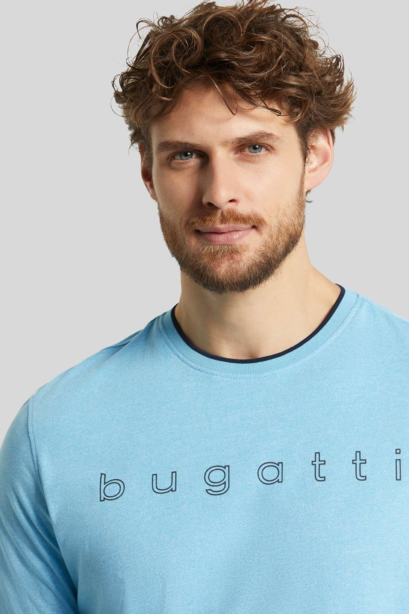 blau | bugatti bugatti Logo-Print T-Shirt mit in großem