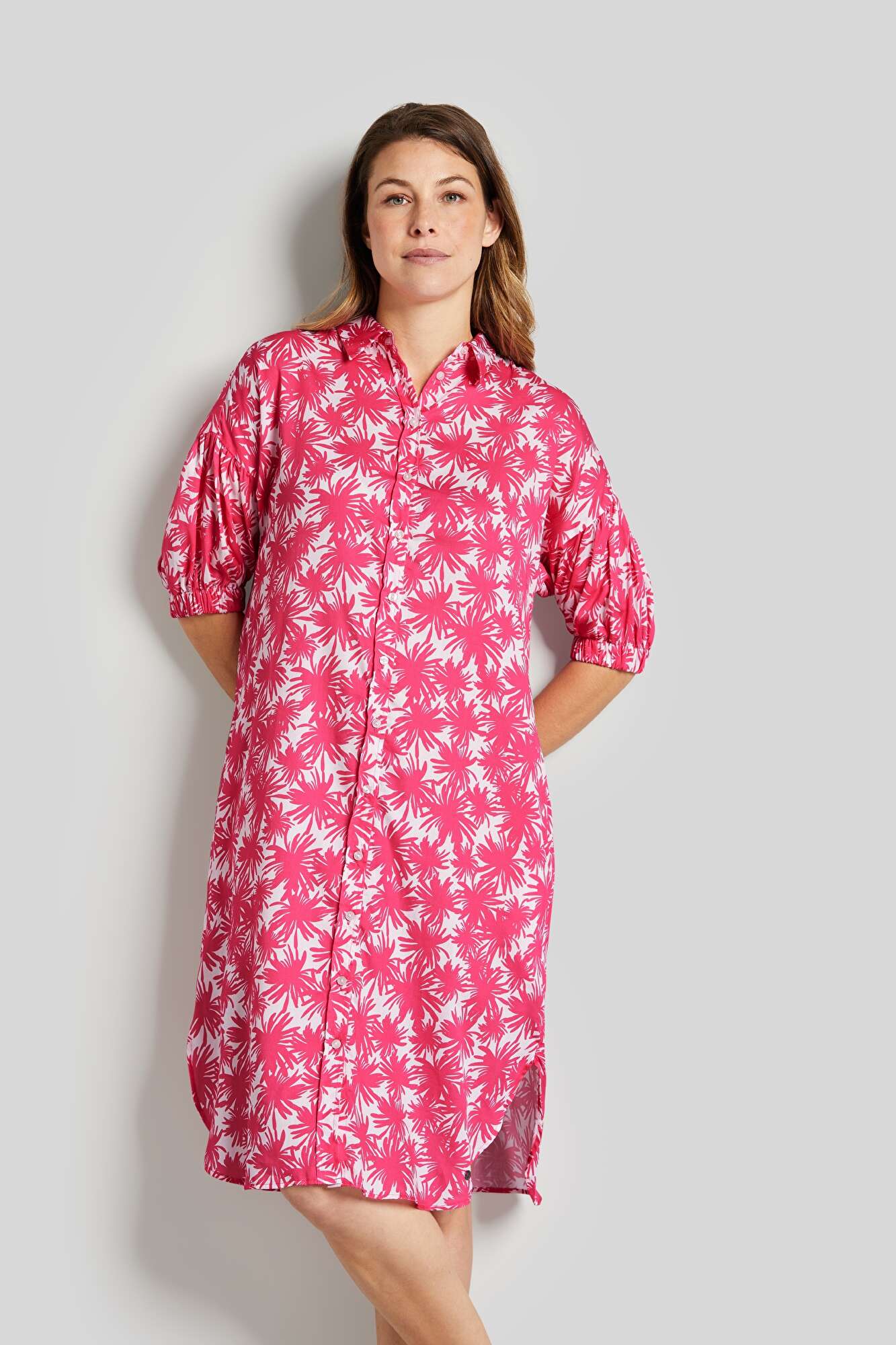 in Seitenschlitzen Sommerkleid mit | bugatti pink