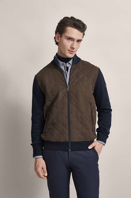 Jacke aus 100 % Baumwolle in marine - Ansicht: Model Front